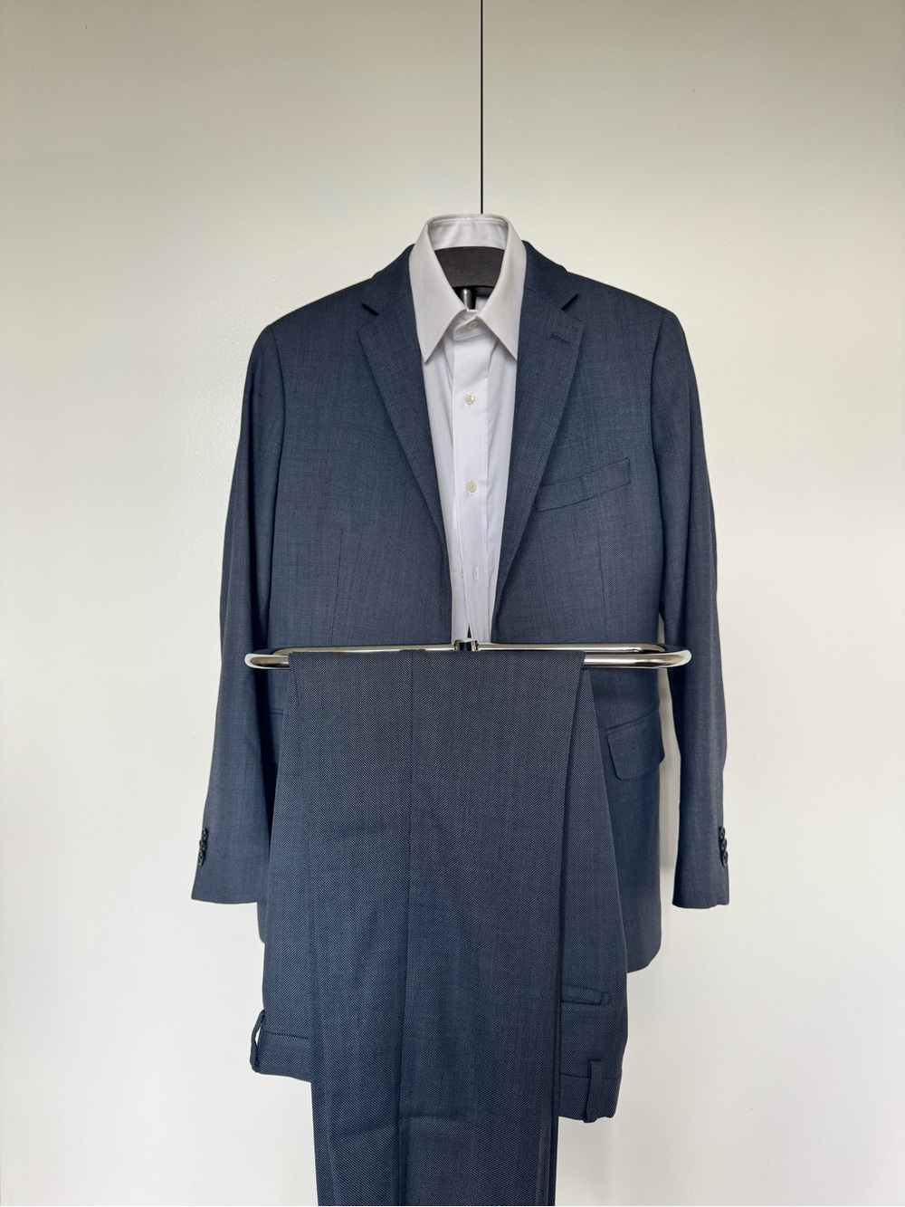 Banana Republic Tailored Fit Suit — Textured Blue